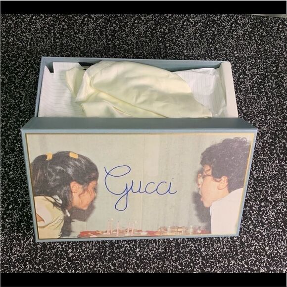 Rare Blue Gucci Gift Box - Picture 1 of 8
